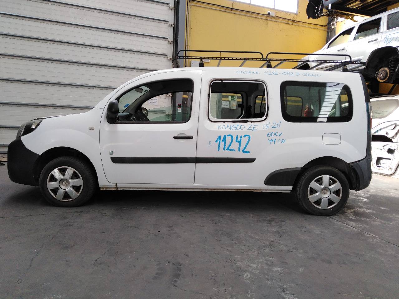 RENAULT Kangoo 2 generation (2007-2021) Мотор за чистачки на прозореца на задната врата 0390201836,8200431392,E1-A1-35-1 21822029