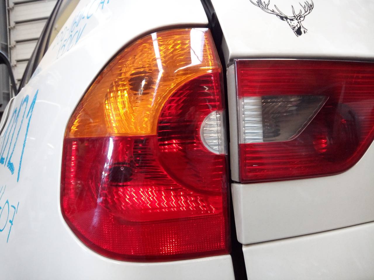 BMW X3 E83 (2003-2010) Galinis kairys žibintas 24516286
