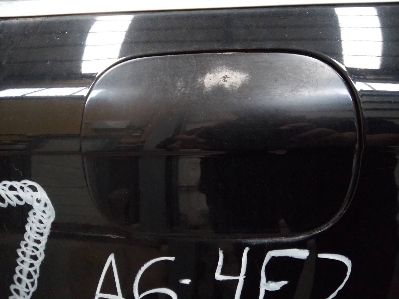 AUDI A6 C6/4F (2004-2011) Крышка топливного бака 23296238