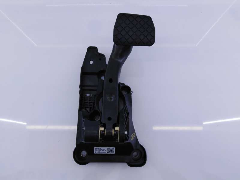 SEAT Alhambra 2 generation (2010-2021) Brake Pedal 2Q1723658B, E1-B6-3-4 18601572