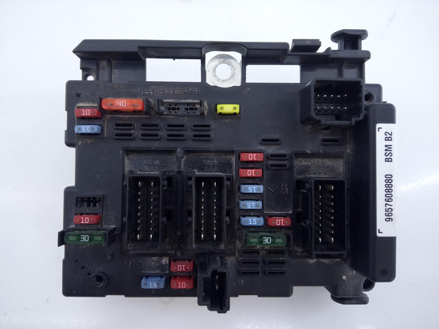 PEUGEOT 206 1 generation (1998-2009) Fuse Box 9657608880,E3-B2-26-1 21828998