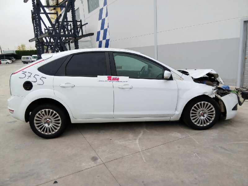 PEUGEOT Focus 2 generation (2004-2011) Bagāžas nodalījuma loga tīrītāja motorīts 1689913,E2-B3-8-2 18362411