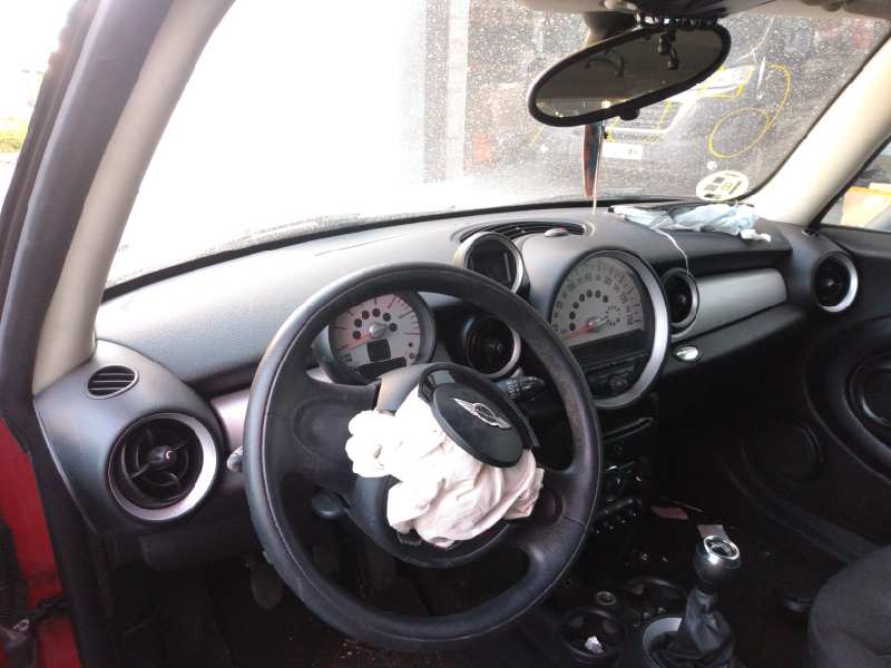 MINI Cooper R56 (2006-2015) Ремень безопасности задний правый 72112751402 18494338