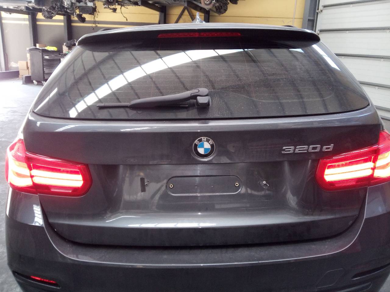 BMW 3 Series F30/F31 (2011-2020) Крышка багажника 24096594