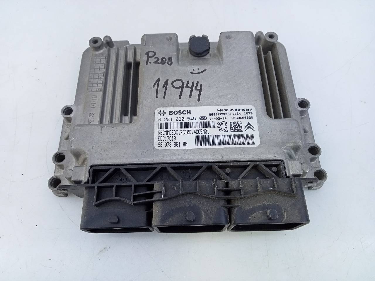 PEUGEOT 208 Peugeot 208 (2012-2015) Motorkontrolenhed ECU 9807886180,E3-B2-25-3 23301617