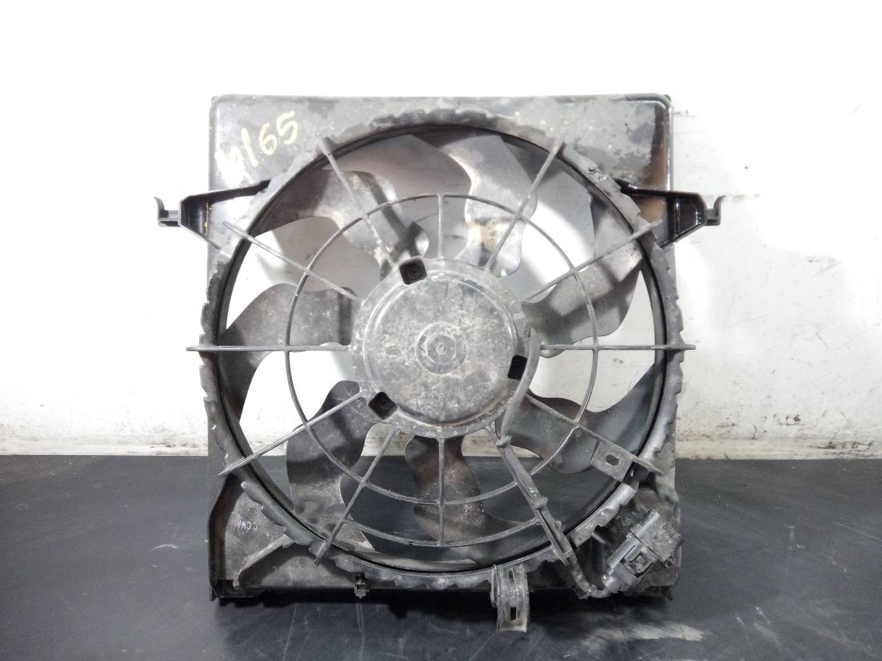 KIA Cee'd 1 generation (2007-2012) Difūzoriaus ventiliatorius P2-B9-4 23244488
