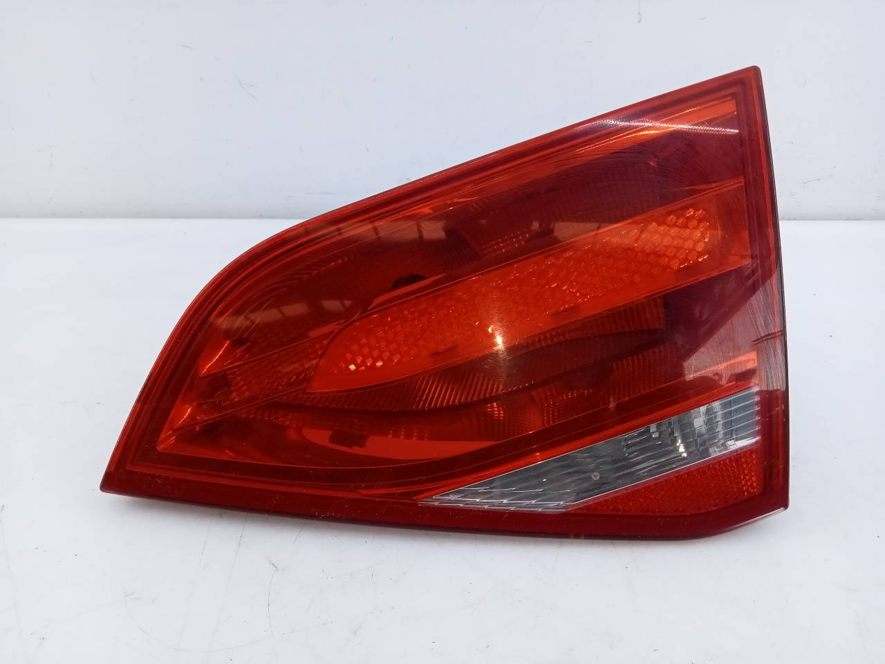 AUDI A4 B8/8K (2011-2016) Right Side Tailgate Taillight E1-B6-50-1 24071737