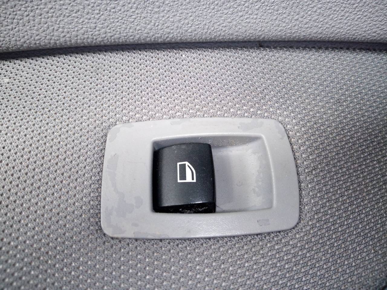 BMW X3 E83 (2003-2010) Кнопка стеклоподъемника задней правой двери 24516344
