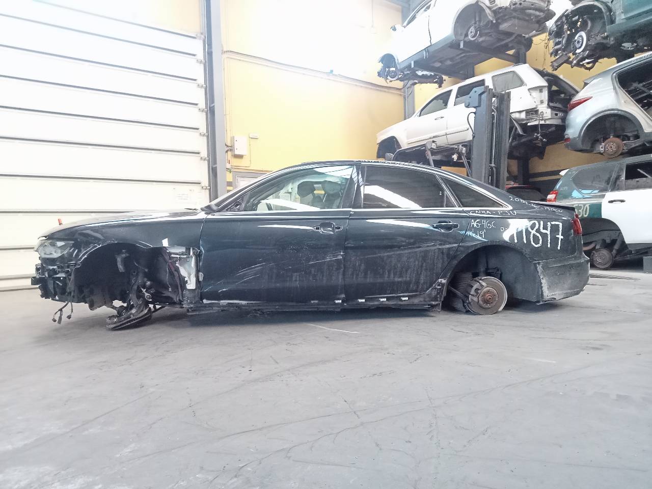 AUDI A7 C7/4G (2010-2020) Охлаждающий радиатор 4G0260401Q,P2-A4-8 23298516