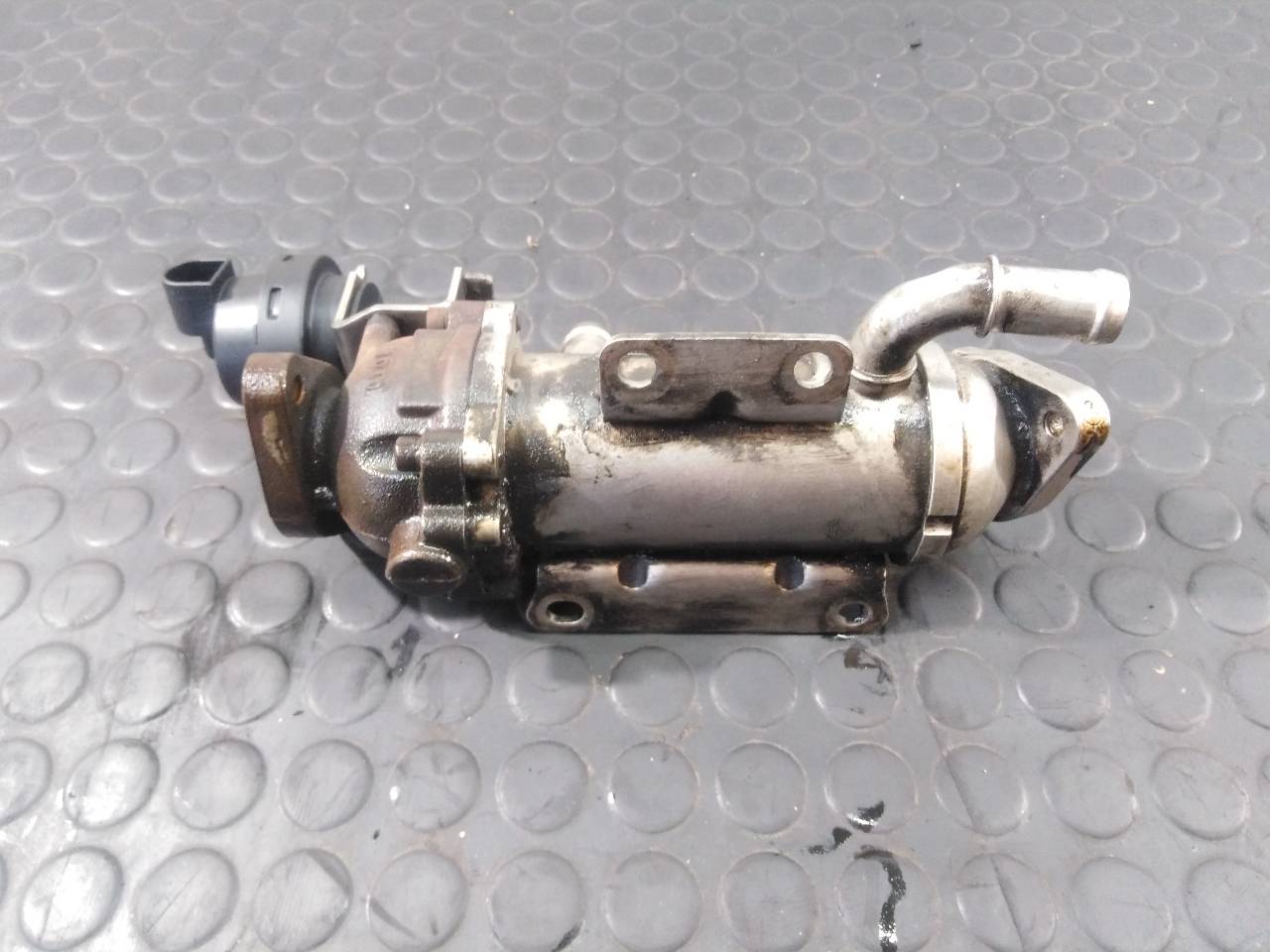 RENAULT Laguna 3 generation (2007-2015) EGR Valve P1-A2-7 18758832