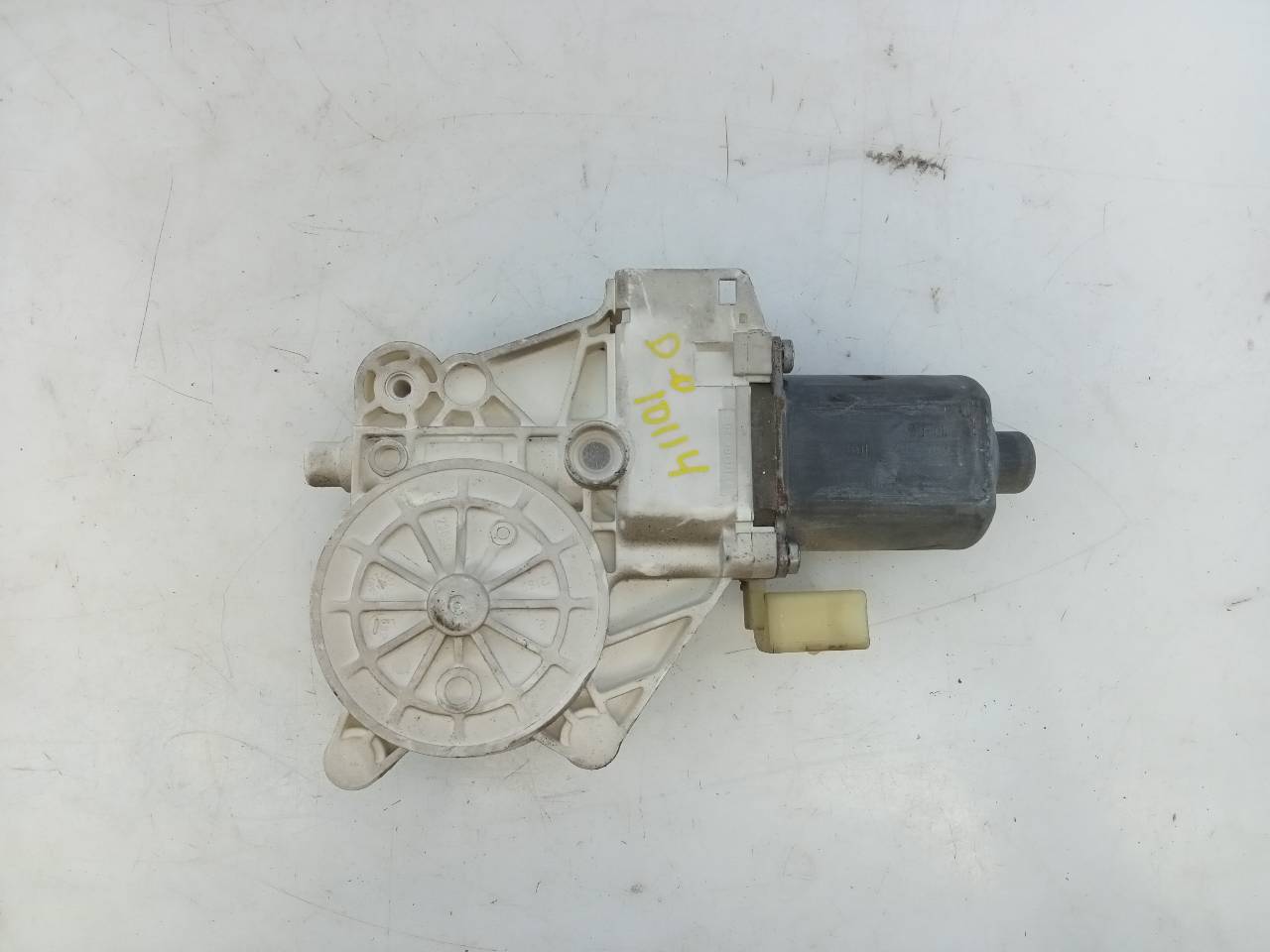 MERCEDES-BENZ Sprinter 2 generation (906) (2006-2018) Front Right Door Window Control Motor A0068205542, E1-A2-48-2, E1-A2-48-2 26273076