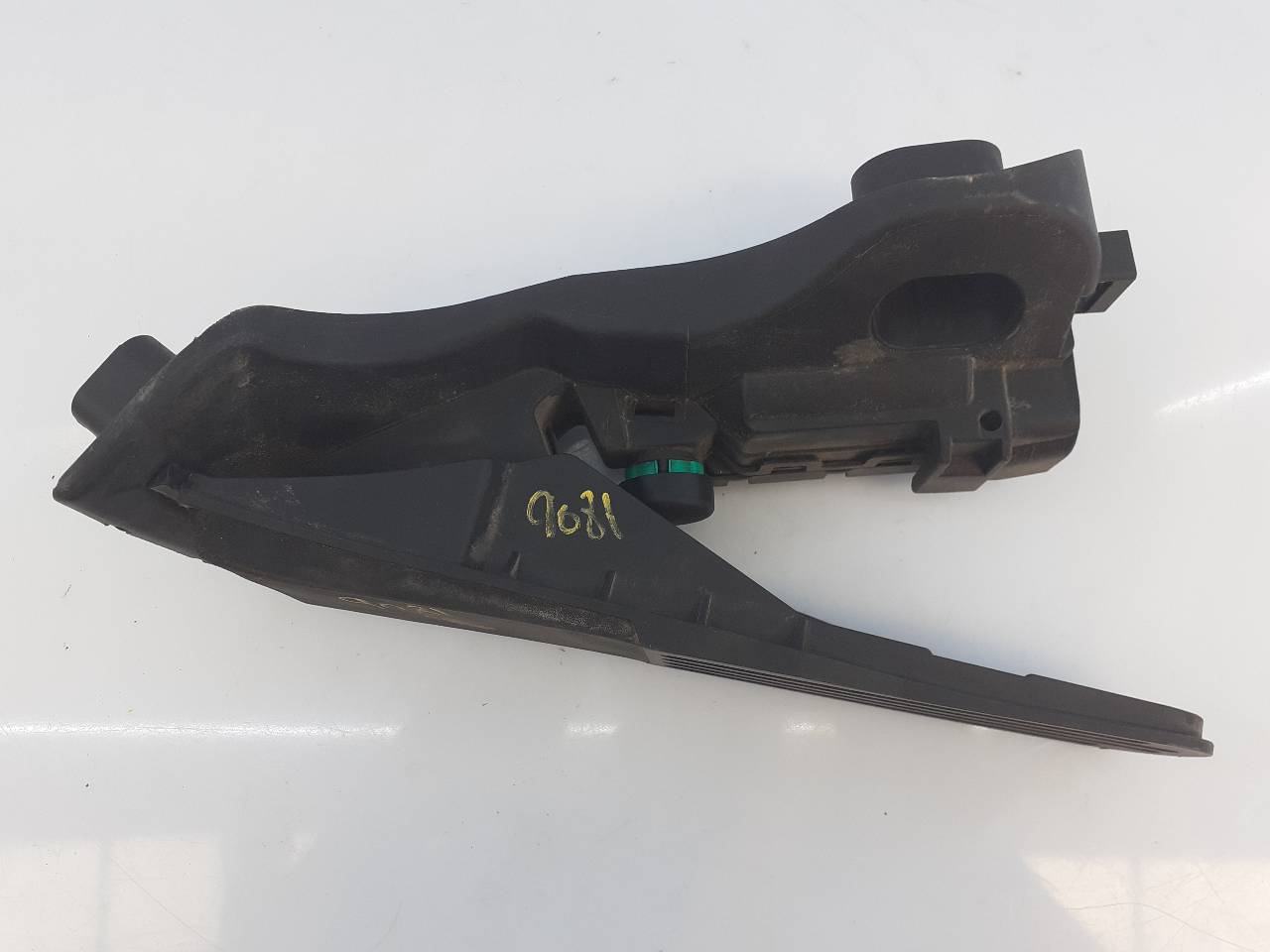 CHEVROLET Golf 6 generation (2008-2015) Throttle Pedal 1K1723503T,E2-A1-18-8 18729274