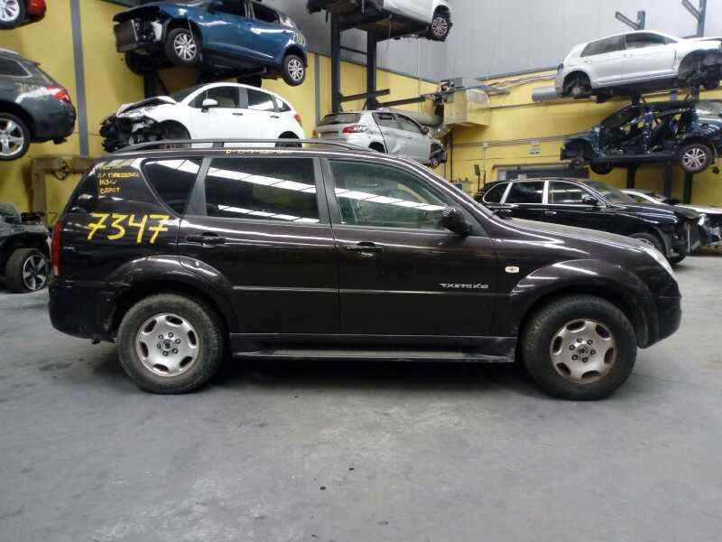 SSANGYONG Rexton Y200 (2001-2007) Двигатель D27DT 18583048