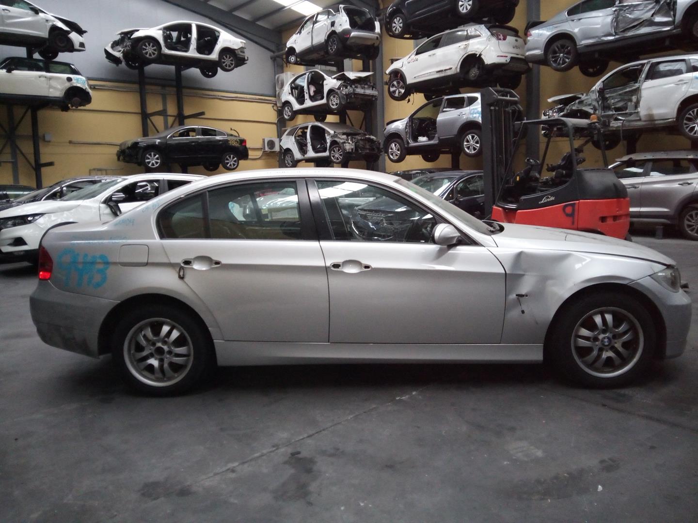 BMW 3 Series E90/E91/E92/E93 (2004-2013) Механизъм за чистачки на предното стъкло 697826301, E1-A3-4-1 18766359