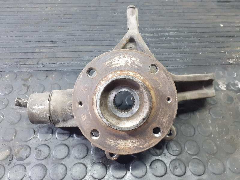 PEUGEOT 307 1 generation (2001-2008) Front Right Wheel Hub P1-A4-34 18680045