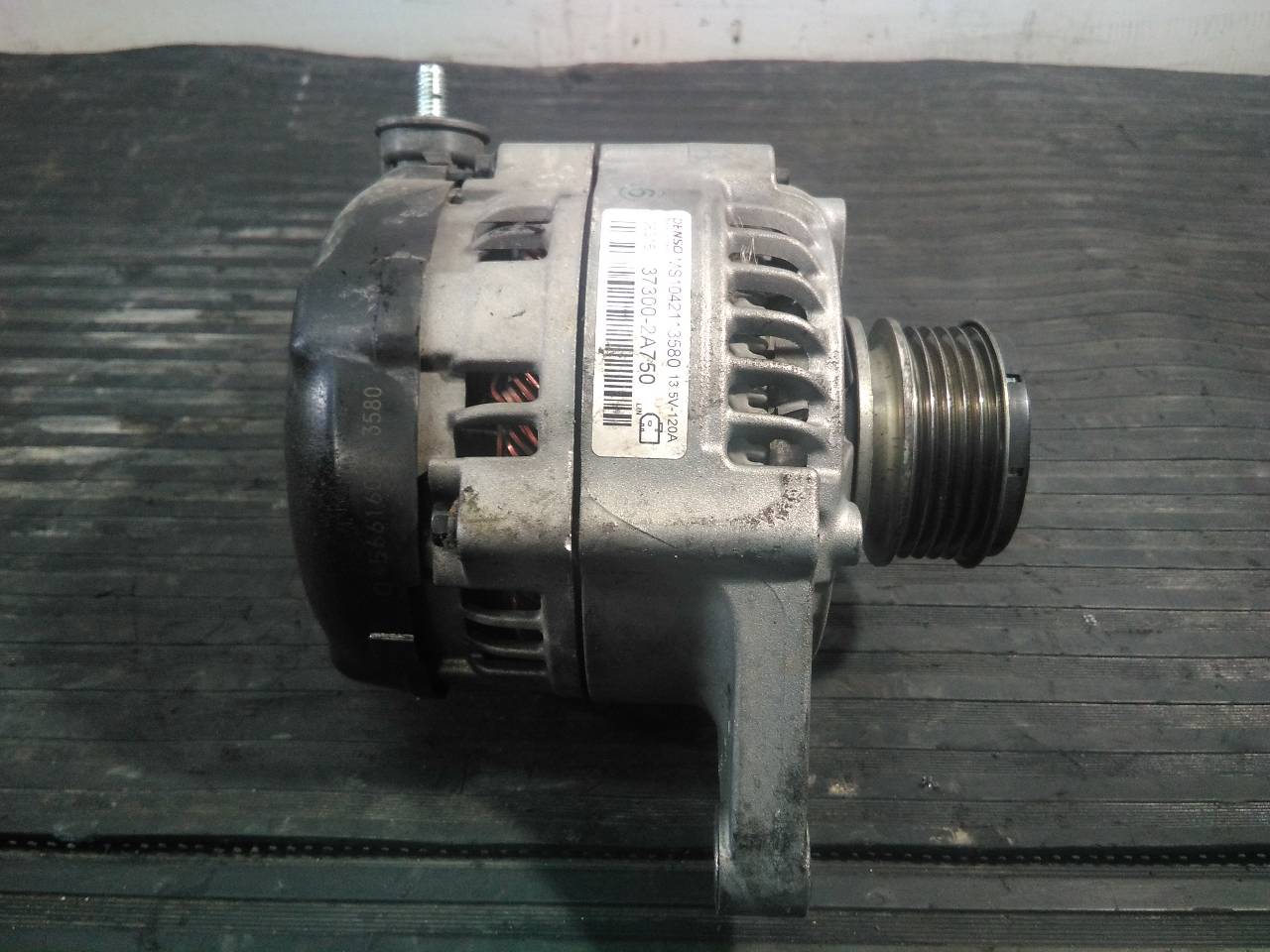 KIA Cee'd 2 generation (2012-2018) Alternator 373002A750,MS1042113580,P3-A4-18-4 18690452