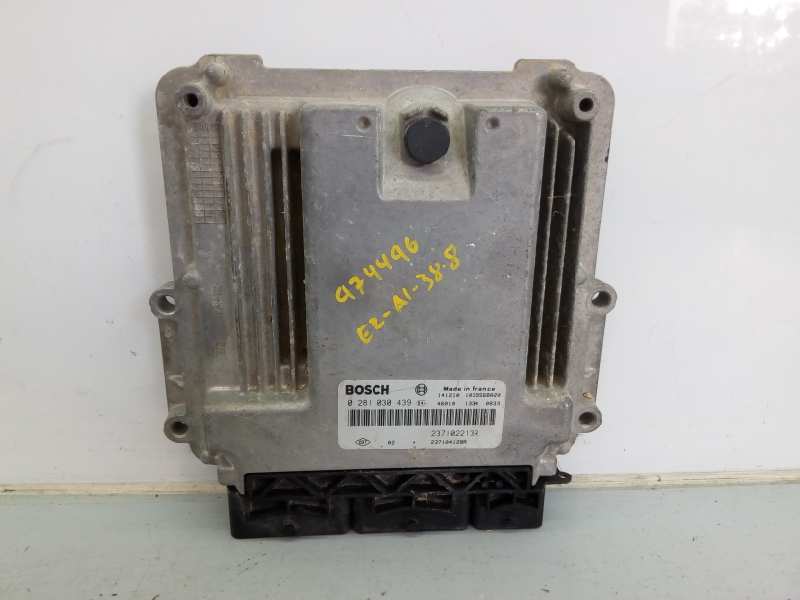 DACIA Duster 1 generation (2010-2017) Engine Control Unit ECU 237102213R, E2-A1-38-8 22935298