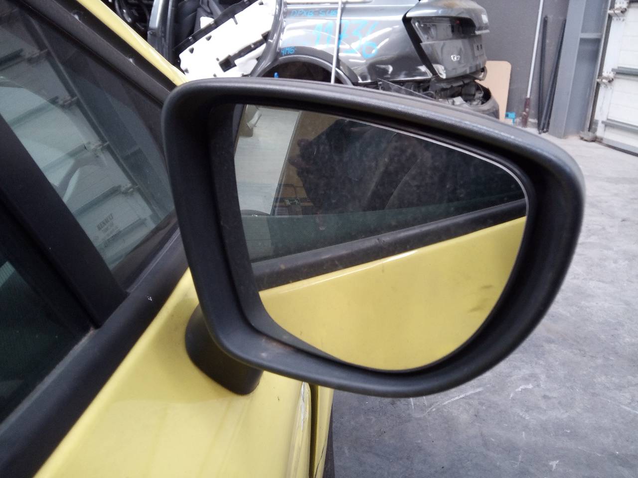 RENAULT Clio 3 generation (2005-2012) Priekinių dešinių durų veidrodis 23301593