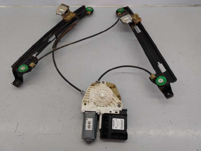 SEAT Leon 2 generation (2005-2012) Front Right Door Window Regulator 1P0837402A, 1K0959792H, E1-B6-10-2 18549367