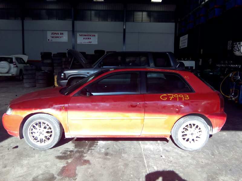 AUDI A3 8L (1996-2003) Priekinis dešinys pusašis 18690816