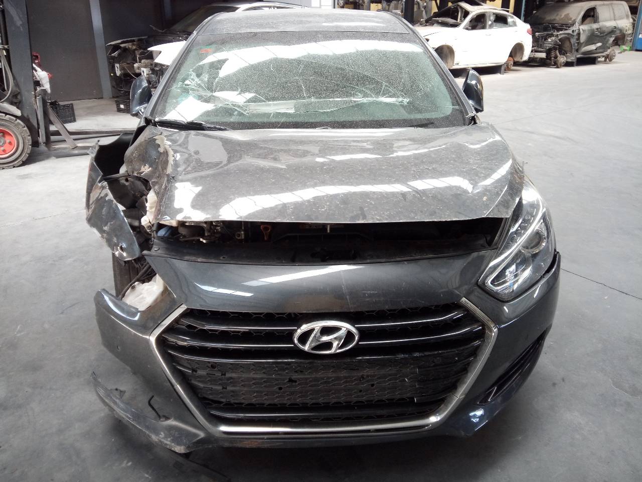 HYUNDAI i40 VF (1 generation) (2011-2020) Воздухомер воздушного фильтра 9021050002,281642A500,E3-A3-39-4 25367677