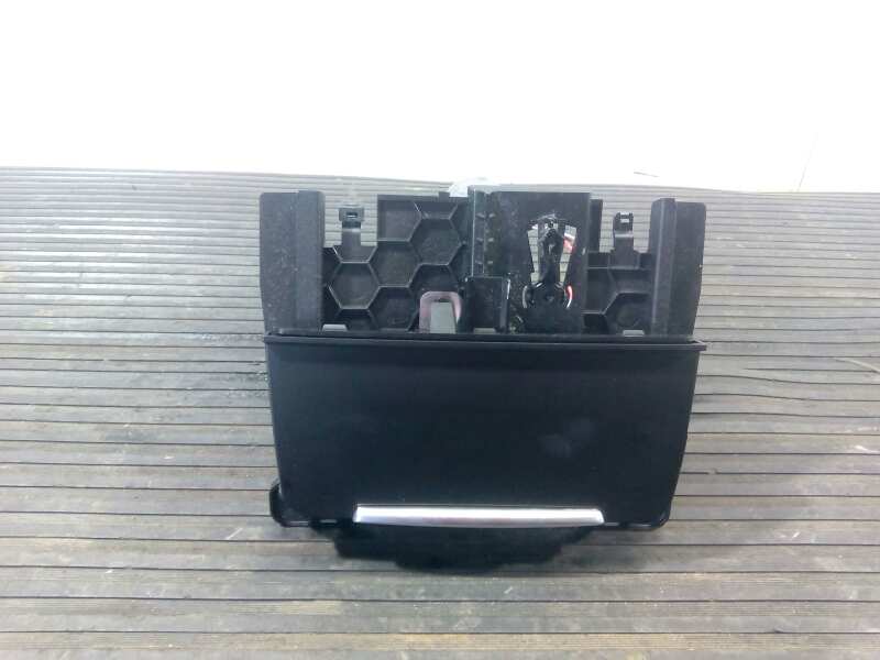 AUDI A6 C6/4F (2004-2011) Ashtray 8K0857951,E2-A1-26-2 18377772