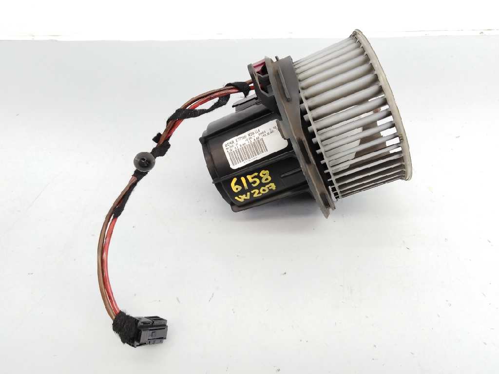 MERCEDES-BENZ E-Class W212/S212/C207/A207 (2009-2016) Motor încălzitor interior V7771001, E1-A2-7-2 18467455