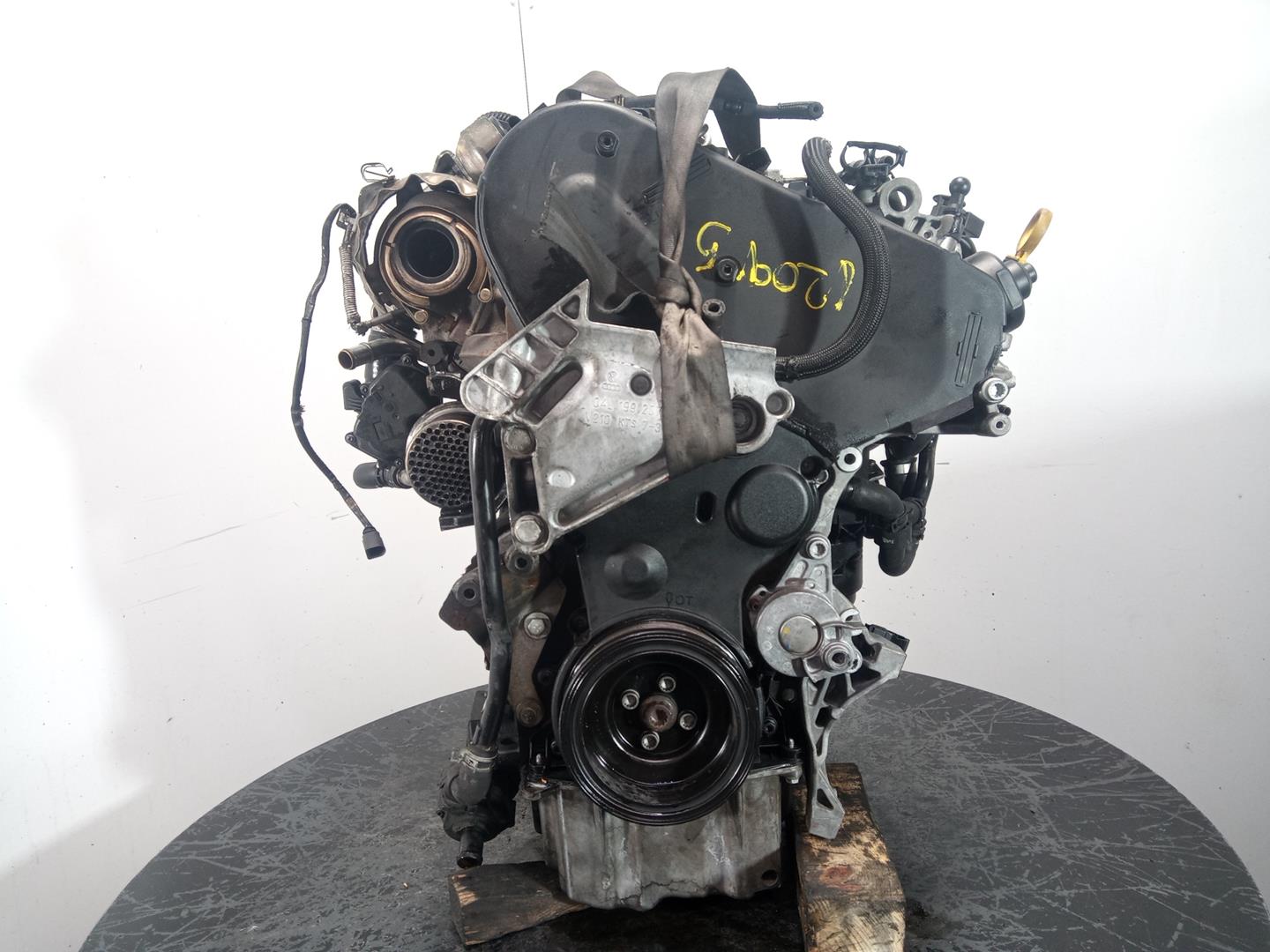 VOLKSWAGEN Caddy 4 generation (2015-2020) Двигател DFS, M1-A1-70 24100202