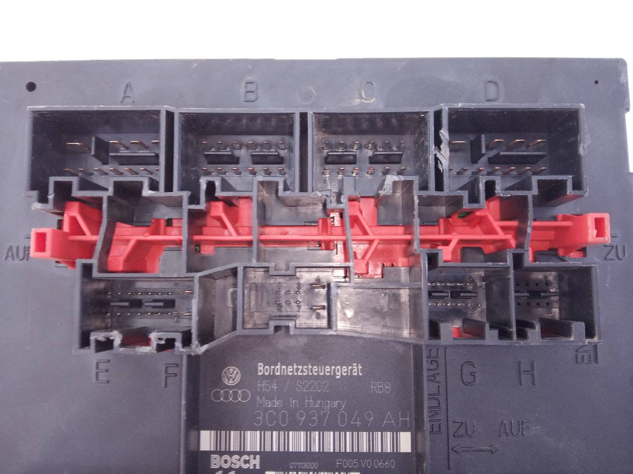 VOLKSWAGEN Caddy 3 generation (2004-2015) Fuse Box 3C0937049AH, E2-A1-39-5 20990728