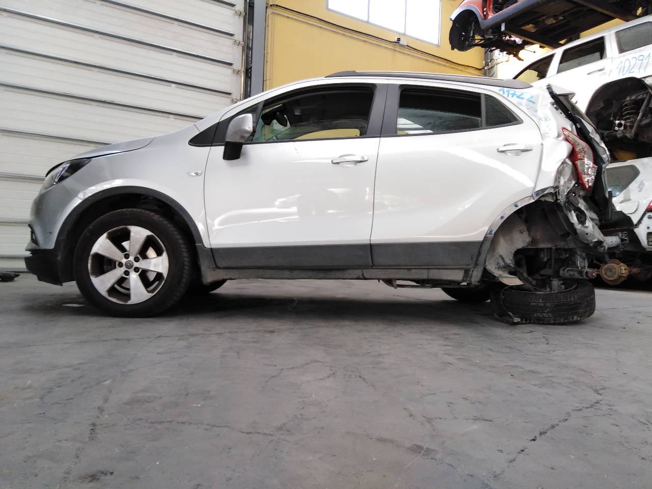 OPEL Mokka 1 generation (2012-2015) Противотуманка бампера передняя правая 24553, E2-B6-63-2 21828663