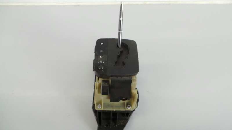 CHEVROLET B-Class W245 (2005-2011) Gear Shifting Knob 169267056, E1-A2-4-2 18381406