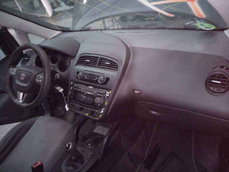 SEAT Altea 1 generation (2004-2013) Priekinis kairys pusašis 1KJ407271JA, P1-B6-38 24485584