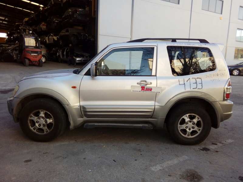 VOLKSWAGEN Pajero 3 generation (1999-2006) Jobb első ajtó ablakemelője MR436854,0620200600,E2-B4-33-2 18369483