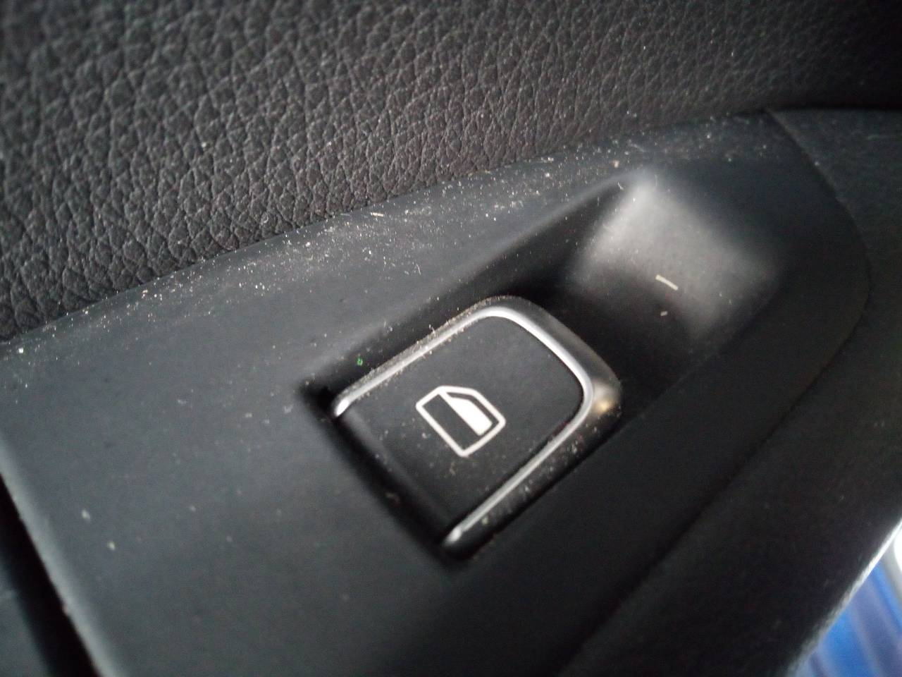 AUDI A6 C7/4G (2010-2020) Front Right Door Window Switch 24451953