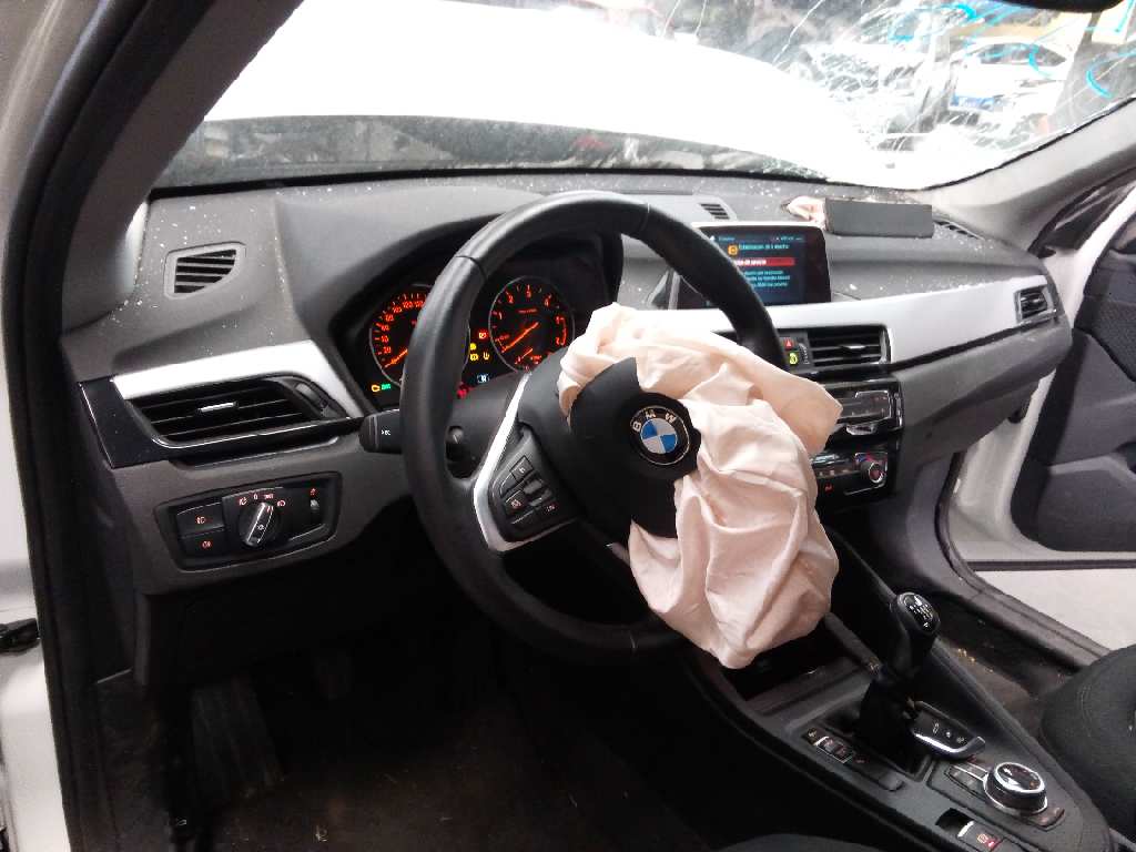 BMW X1 F48/F49 (2015-2023) Регулатор на прозореца на предната лява врата 13262410,734951306,E1-A3-10-1 24483676