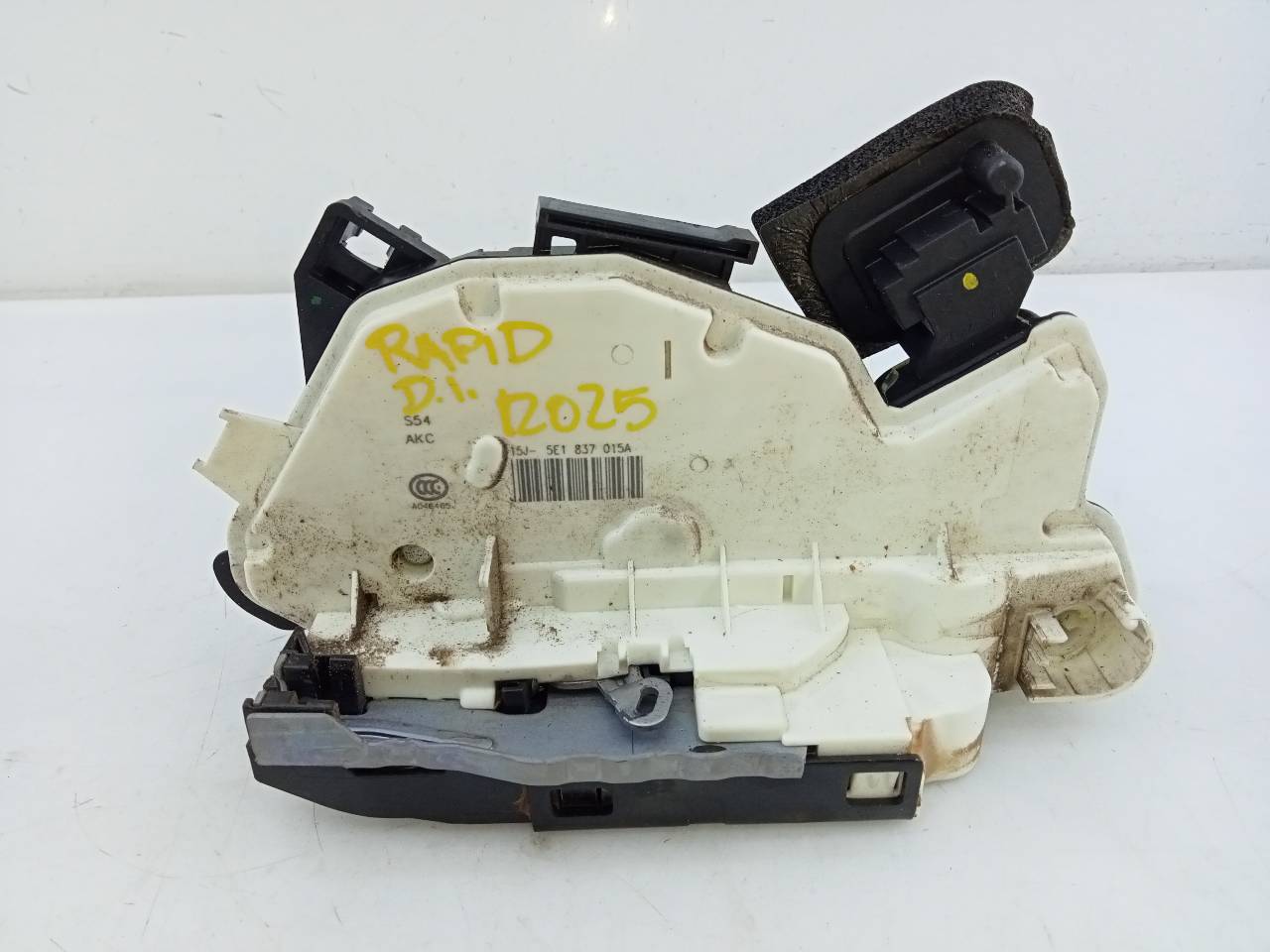 SKODA Rapid 2 generation (1985-2023) Front Left Door Lock 5E1837015A, E1-B6-44-1 26271806