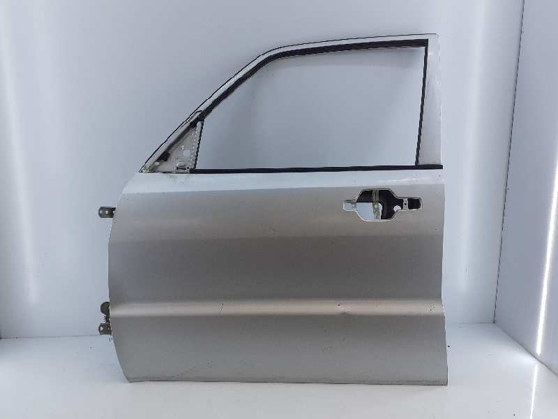 VOLKSWAGEN Pajero 3 generation (1999-2006) Front Left Door E5-B3-6 18582266