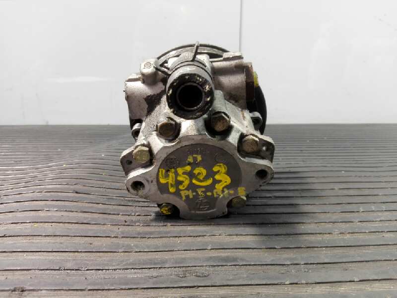 AUDI A3 8L (1996-2003) Power Steering Pump P3-B4-23-1 18486809