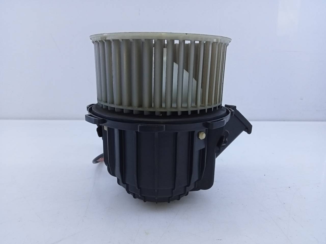 AUDI A5 Sportback 8T (2009-2011) Heater Blower Fan X6553004, E1-B6-56-1 20963239