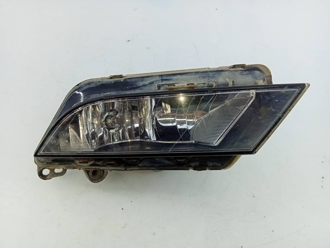 SEAT Leon 3 generation (2012-2020) Front Right Fog Light 6J9941720A,E1-B6-47-1,E1-B6-47-1 26272706