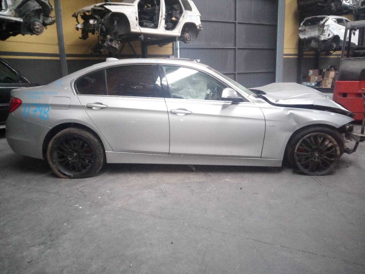 BMW 3 Series F30/F31 (2011-2020) Заден допълнителен стоп 24095522