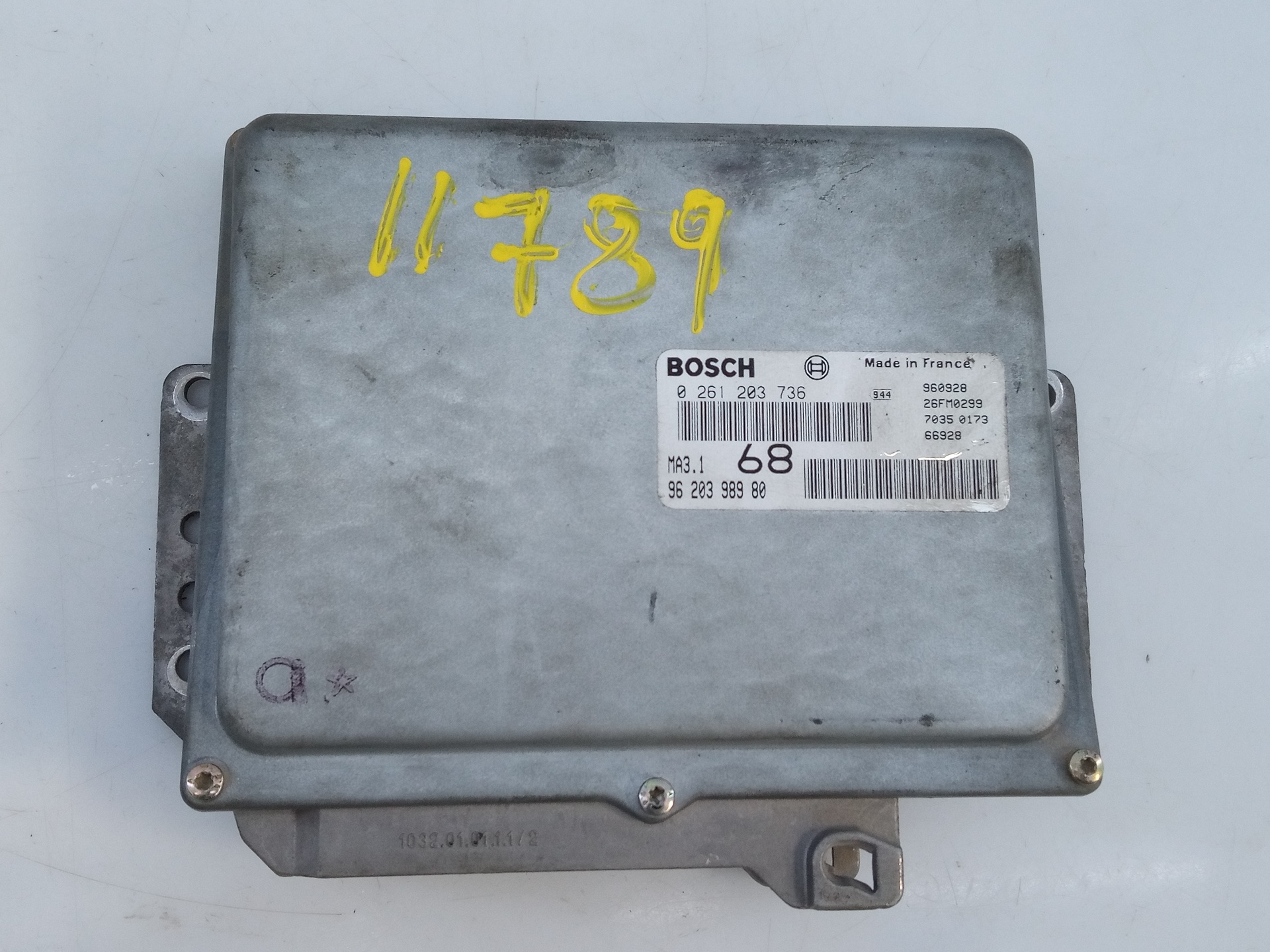 OPEL Saxo 2 generation (1996-2004) Engine Control Unit ECU 0261203736, E3-B2-24-1 23298558