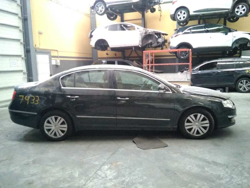 CHEVROLET Passat B6 (2005-2010) Моторчик стеклоподъемника задней левой двери 993424200, E1-B6-51-2, 1K0959703F 18637196