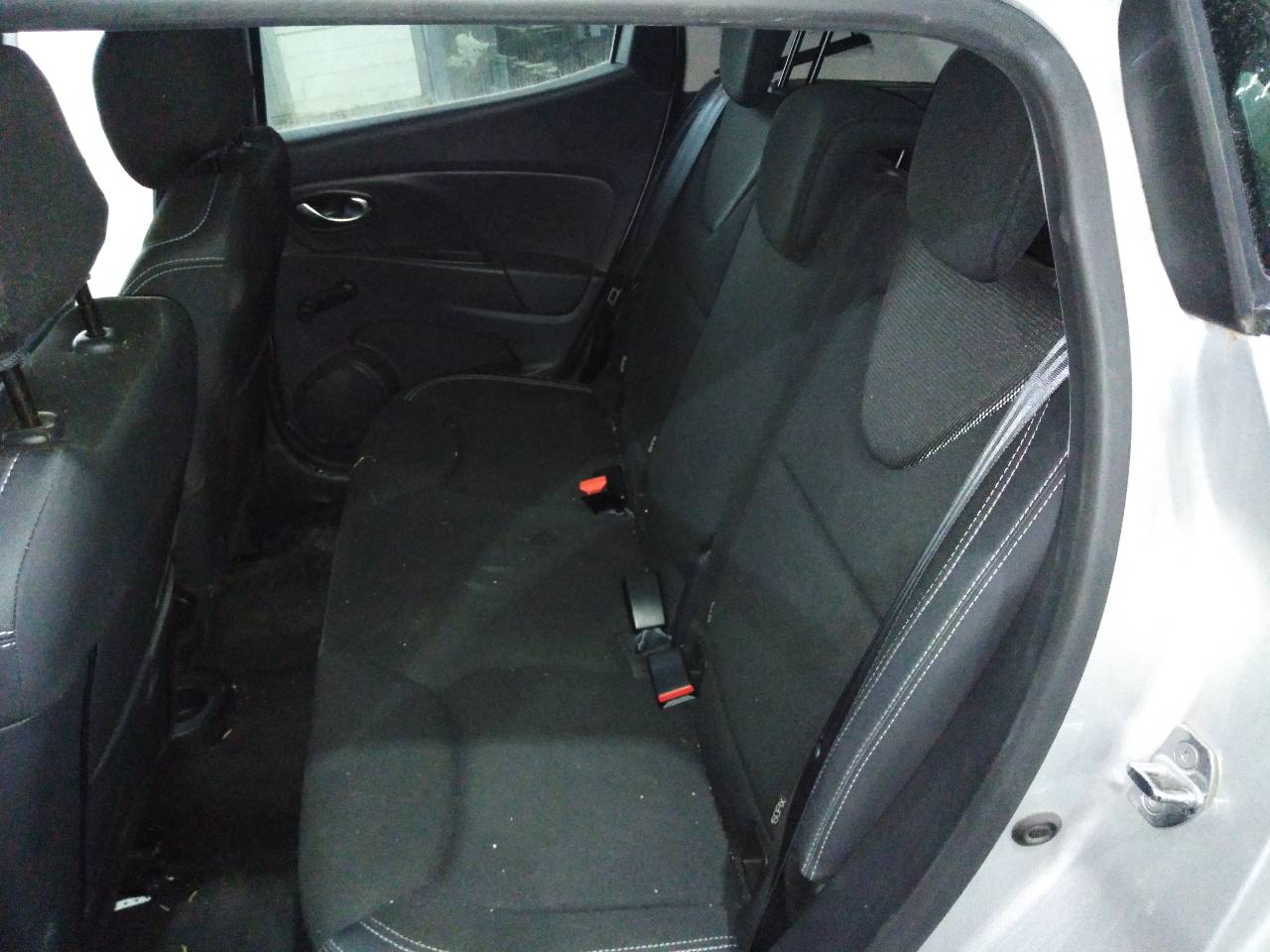 RENAULT Clio 3 generation (2005-2012) Aizmugurējais labais lukturis bagāžniekā 265505796R,E1-A1-31-2 22740218