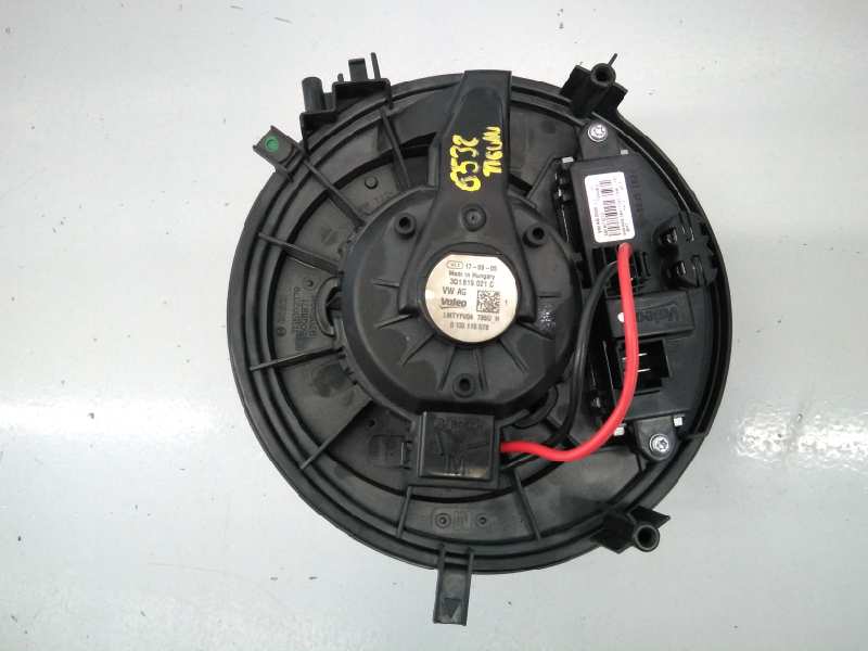 VOLKSWAGEN Tiguan 1 generation (2007-2017) Heater Blower Fan 5Q0907521C, 3Q1819021C, E1-B6-35-2 18498896