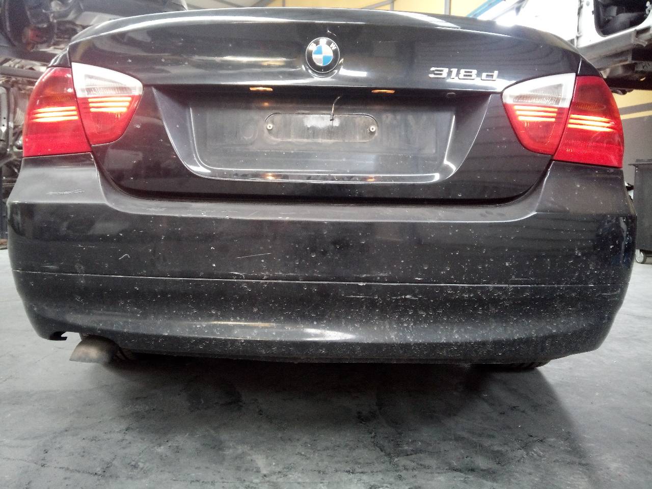 BMW 3 Series E90/E91/E92/E93 (2004-2013) Rear Bumper 24106125