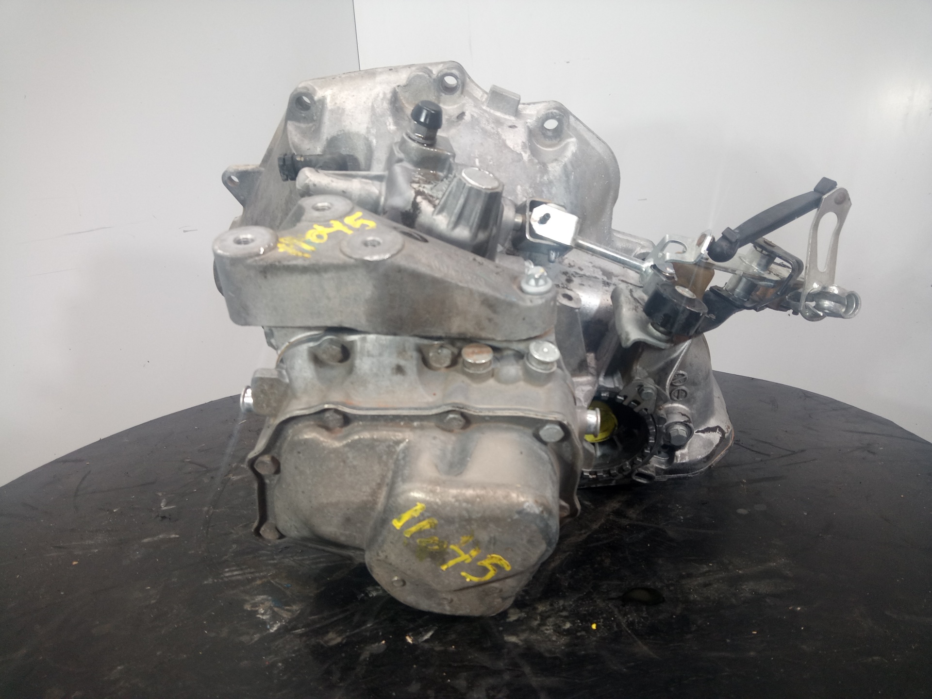 MG Astra J (2009-2020) Коробка передач 55355489,30700422,M1-A3-85 20966642