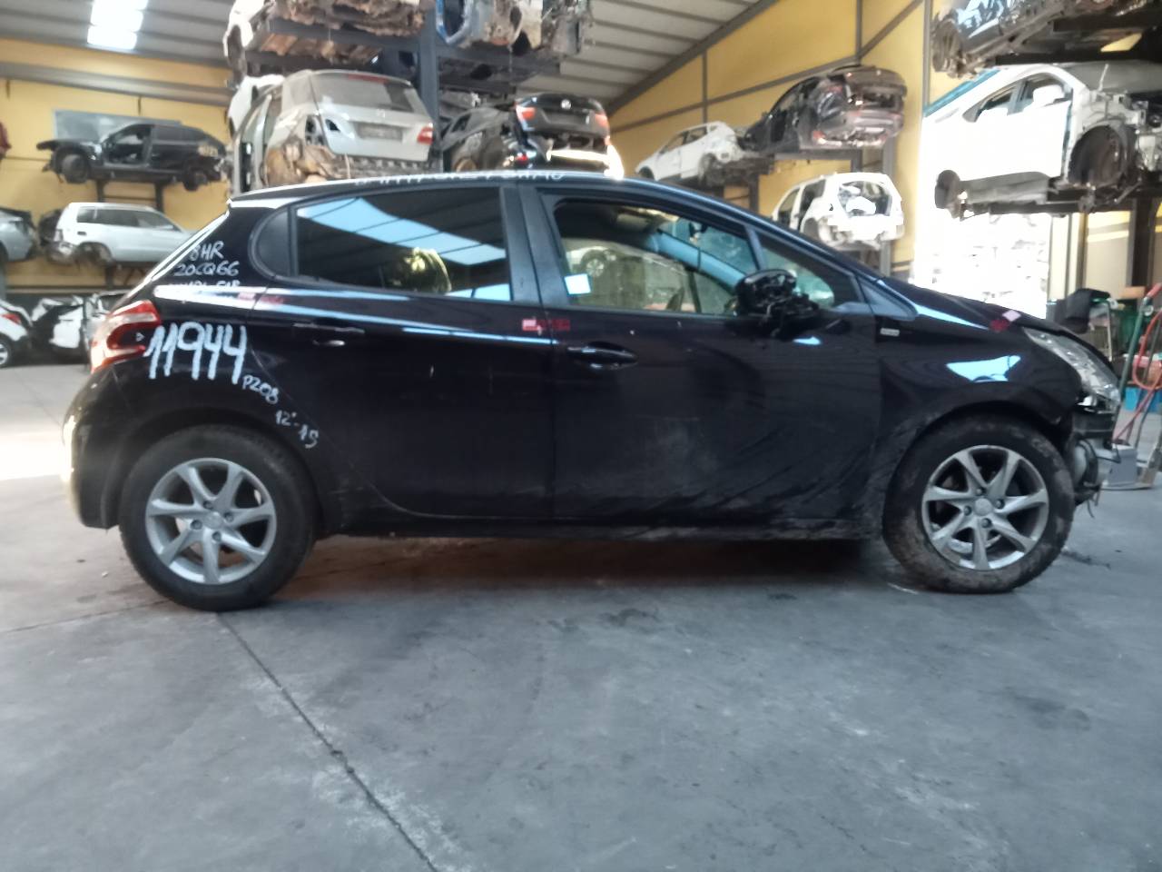 PEUGEOT 208 Peugeot 208 (2012-2015) Priekinių dešinių durų stiklo pakelėjas 9674254380,E1-A4-36-2 23300171