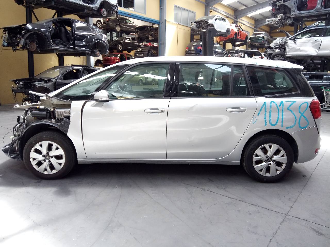 CITROËN C4 Picasso 2 generation (2013-2018) Priekšējā stikla tīrītāja mehānisms 9676371980, 0390248103, E1-B5-48-1 24046202