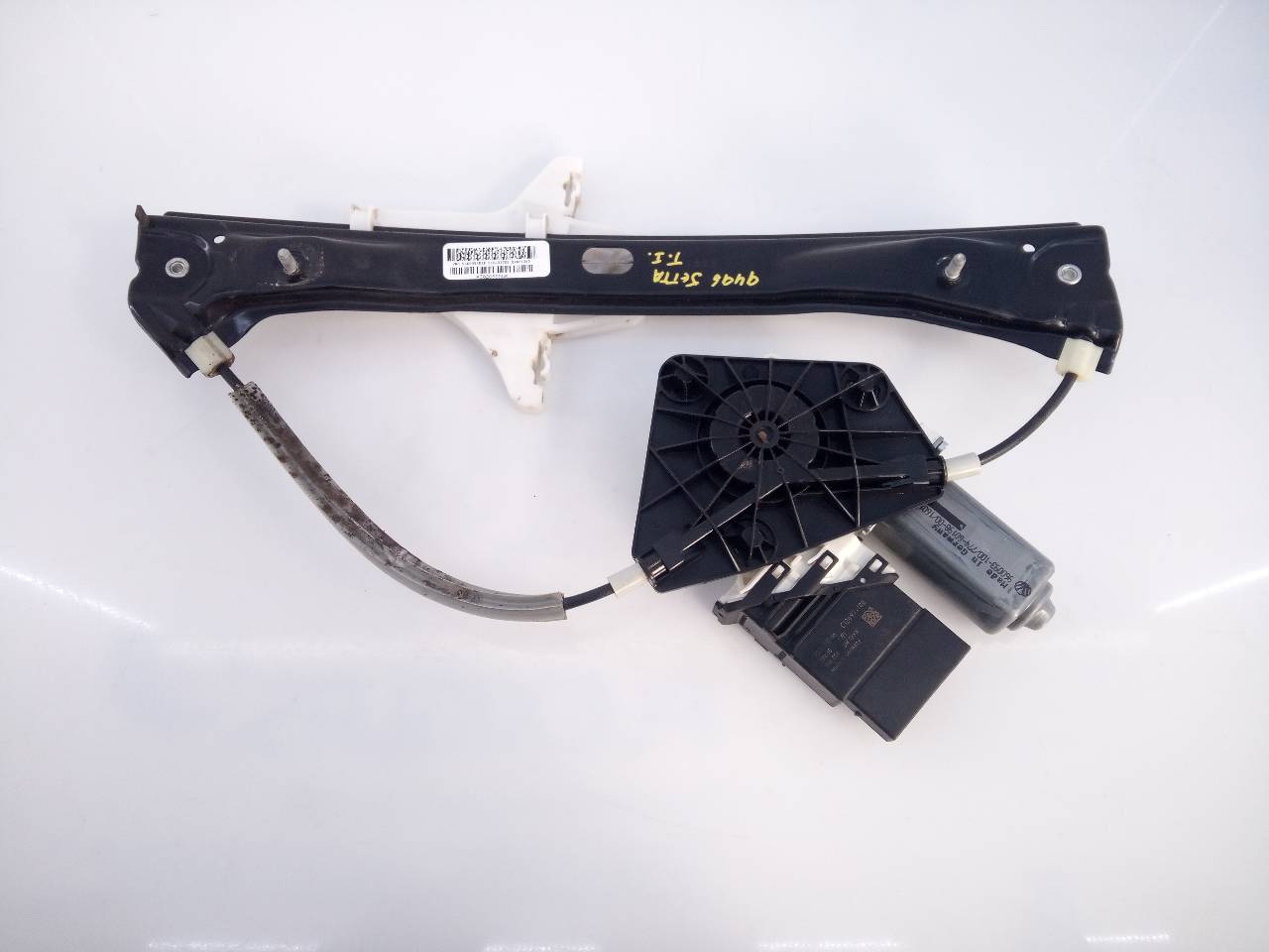 VOLKSWAGEN Beetle 3 generation (2012-2020) Rear left door window lifter 3C0959703B, E1-A5-44-1, E1-A5-44-1 26271162